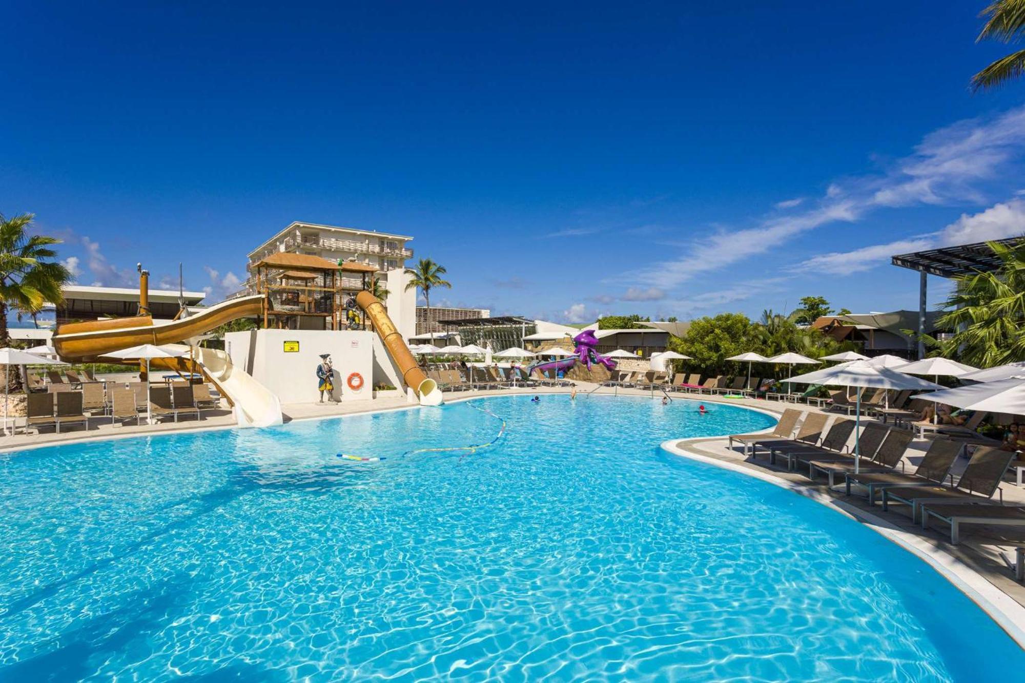 Sonesta Maho Beach All Inclusive Resort Casino & Spa Exterior photo