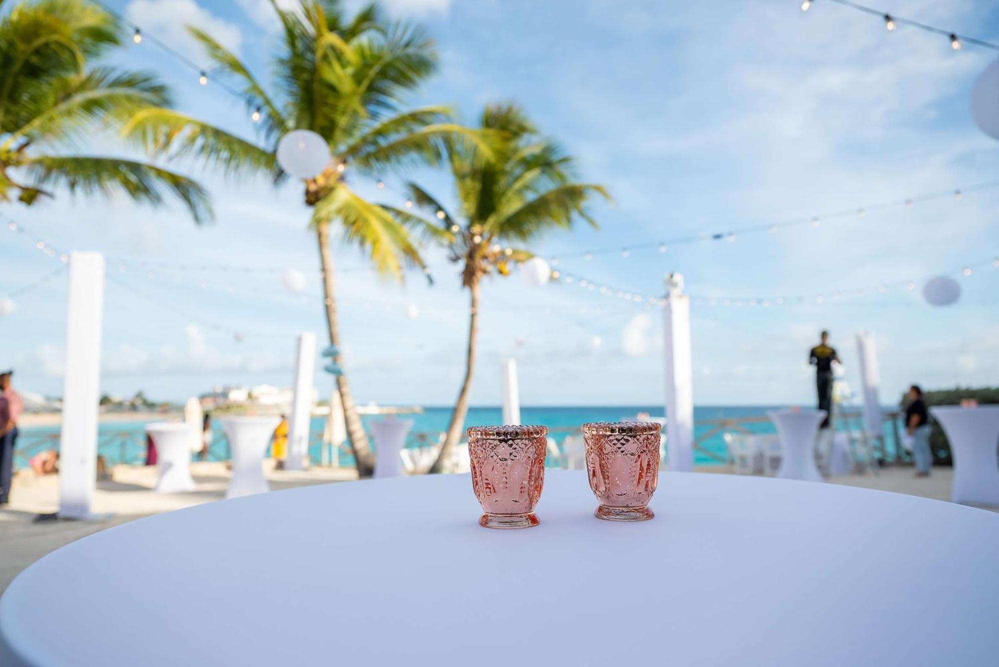 Sonesta Maho Beach All Inclusive Resort Casino & Spa Exterior photo
